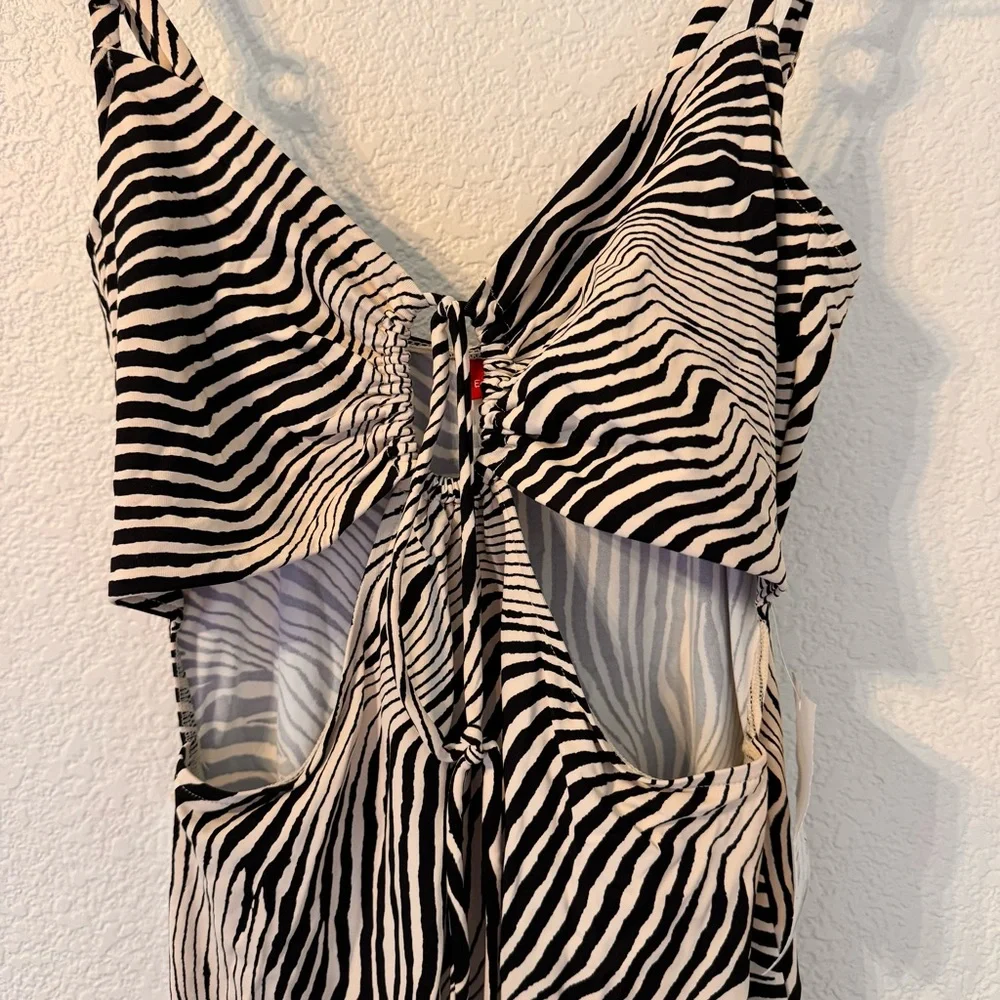 Red Carter High Contrast Tie-Front Side-Cutout Swimsuit Cover-Up Dress NWT Small